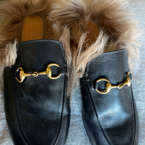 GUCCI Princeton Fur Mules - Picture 2 of 15